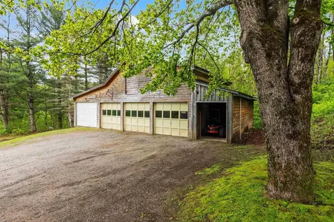 8494 Main Road Huntington VT 05462