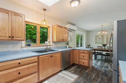 8494 Main Road Huntington VT 05462