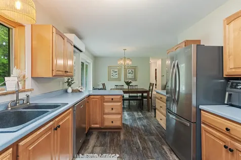 8494 Main Road Huntington VT 05462