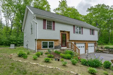 52 Forest Road Barnstead NH 03225
