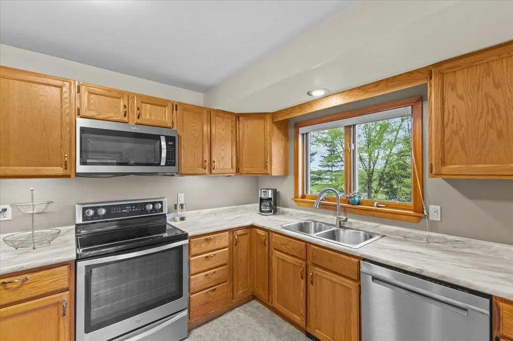 18 Birchwood E Road Barre Town VT 05670