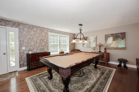 28 Sandybrook Drive Raymond NH 03077