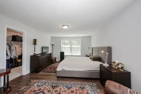 28 Sandybrook Drive Raymond NH 03077