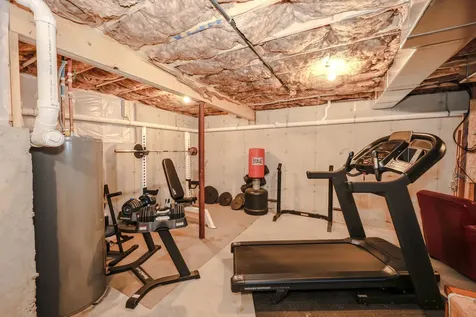 28 Sandybrook Drive Raymond NH 03077