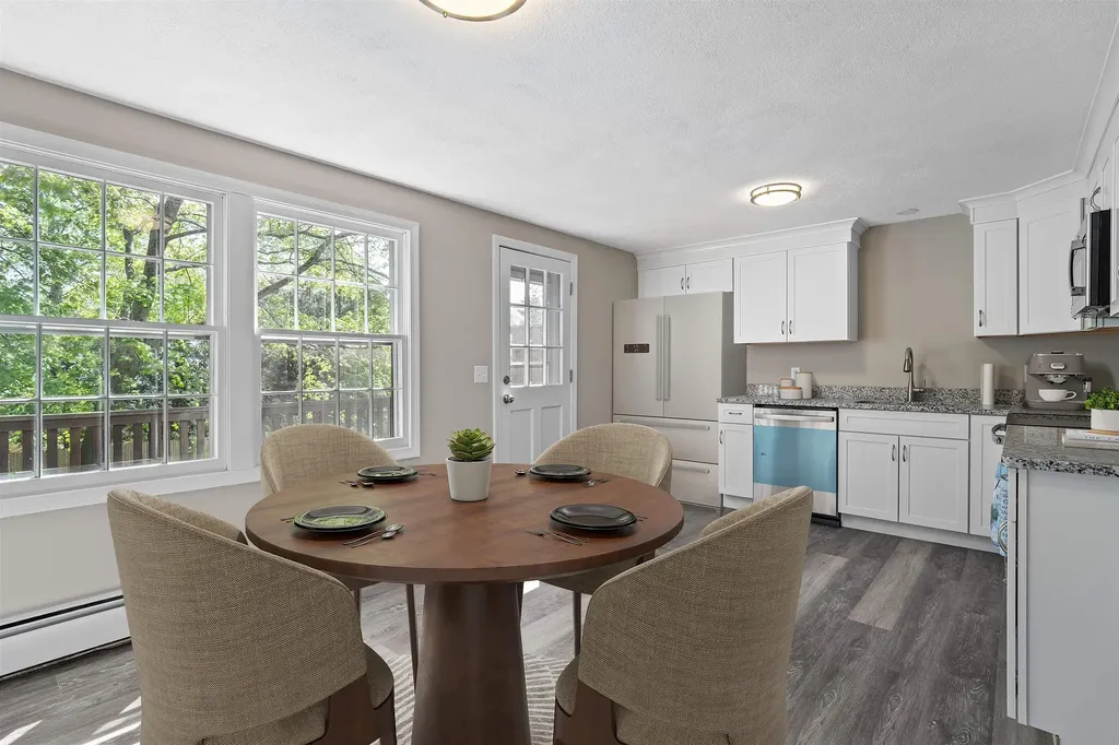 105 High Street Hampton NH 03842