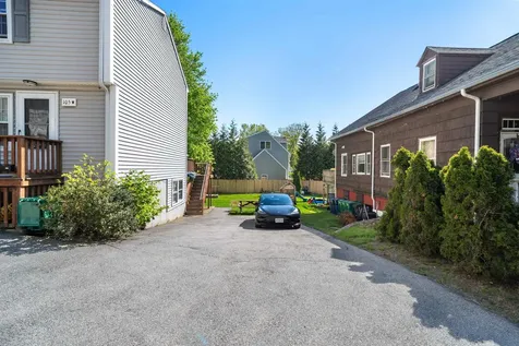 105 High Street Hampton NH 03842