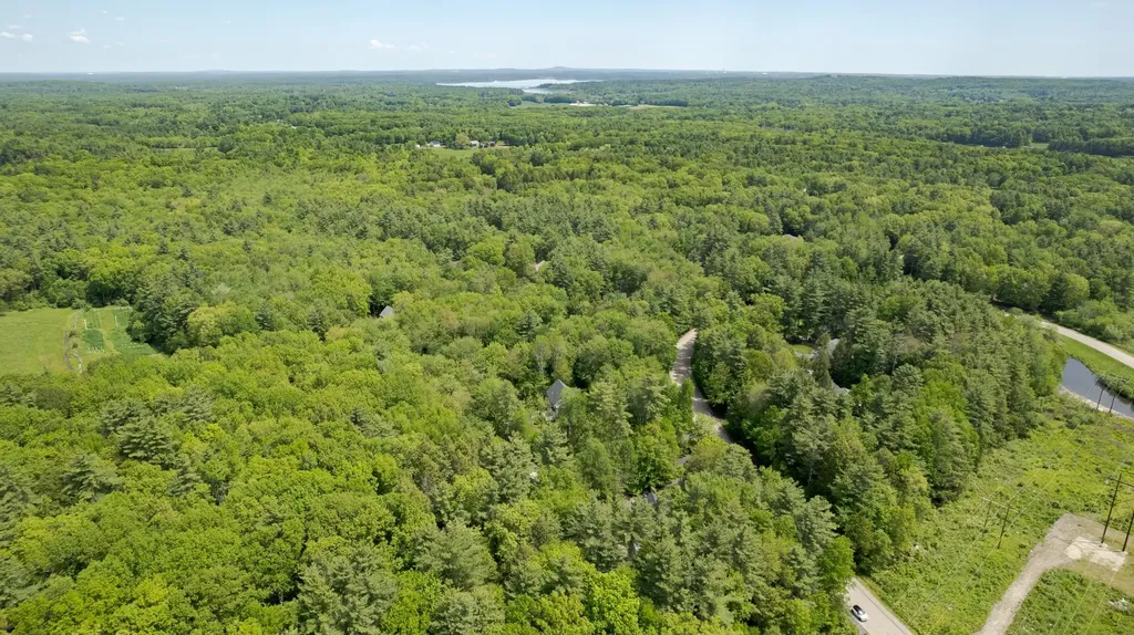 22 Captains Way Exeter NH 03833