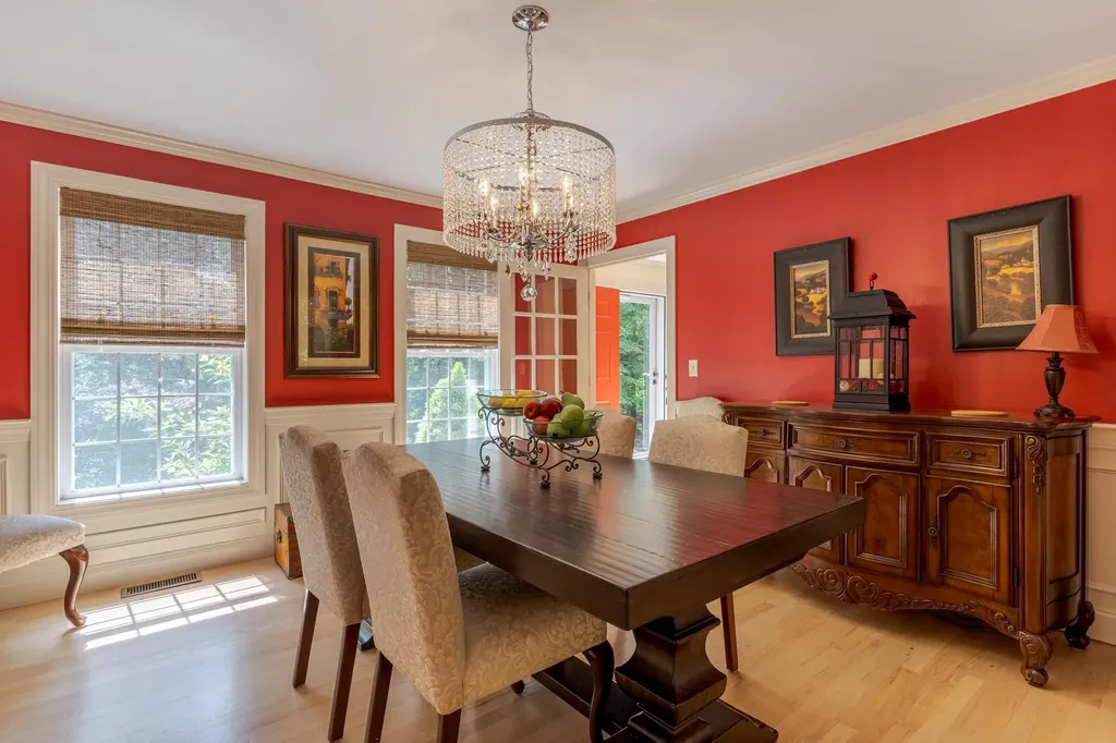 22 Captains Way Exeter NH 03833