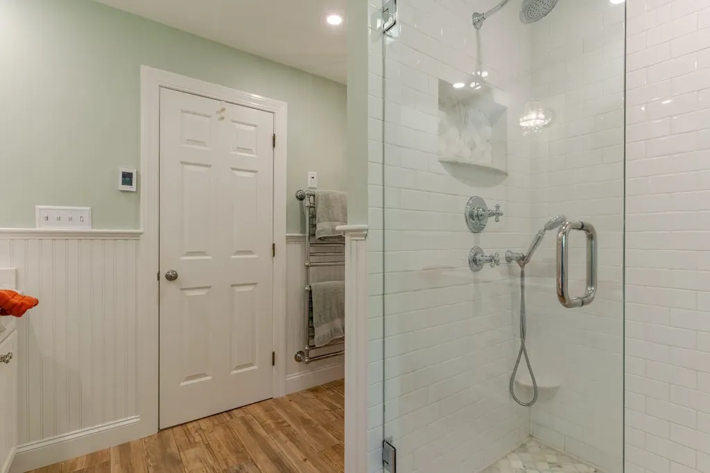 22 Captains Way Exeter NH 03833