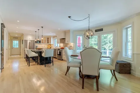 22 Captains Way Exeter NH 03833