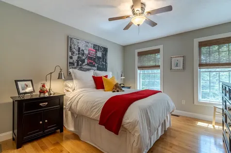 22 Captains Way Exeter NH 03833