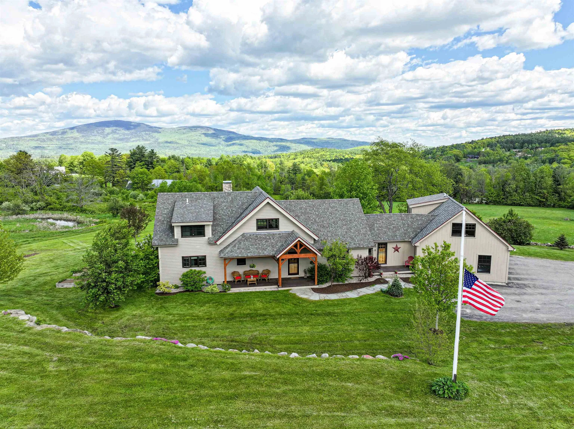 93 Rowell Hill Road New London NH 03257
