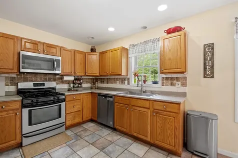 210 Kent Farm Road Hampstead NH 03841