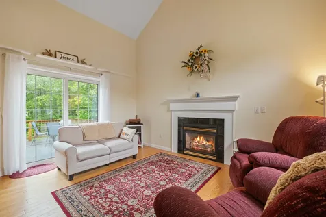 210 Kent Farm Road Hampstead NH 03841