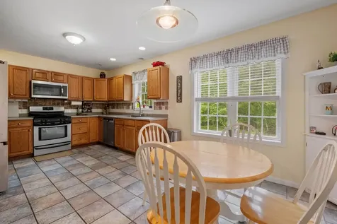 210 Kent Farm Road Hampstead NH 03841