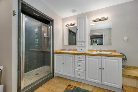 92 Mace Road Hampton NH 03842