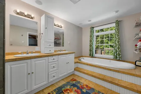 92 Mace Road Hampton NH 03842