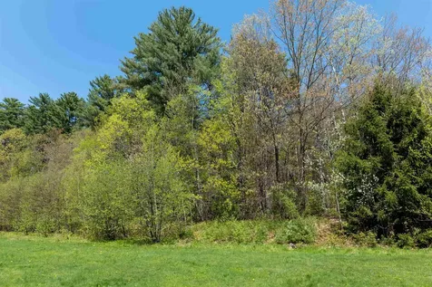 Rowell Drive Franklin NH 03235