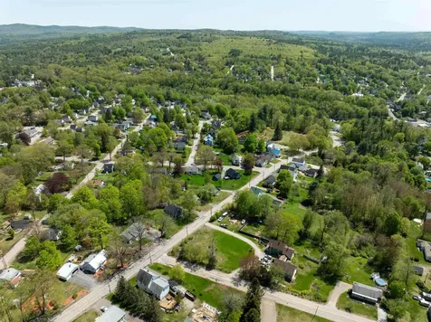 Rowell Drive Franklin NH 03235