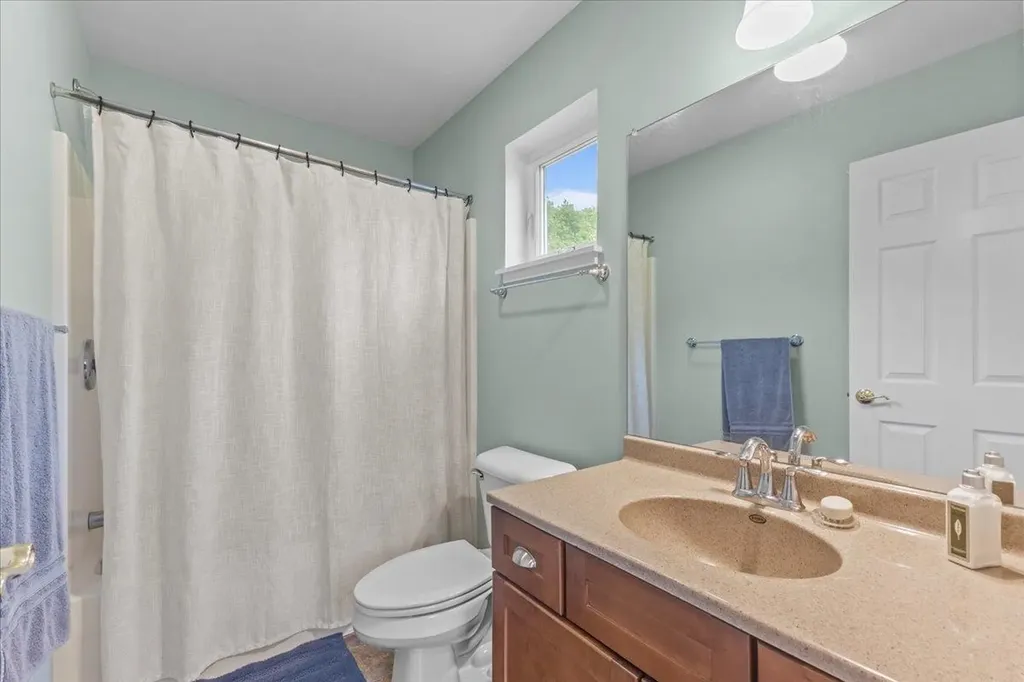 47 Finch Court South Burlington VT 05403