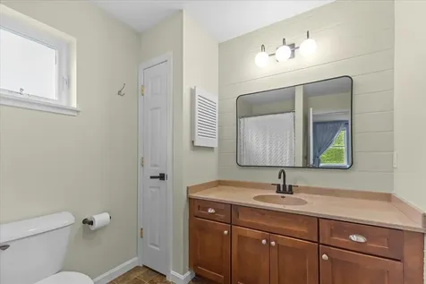 47 Finch Court South Burlington VT 05403