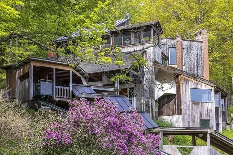 2334 South Road Woodstock VT 05091