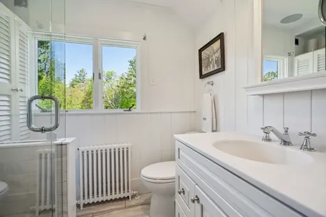 104 Knights Hill Road New London NH 03257