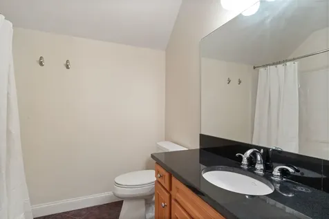 44 Thunder Road Fremont NH 03044
