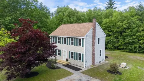 16 Bobcat Way Danville NH 03819