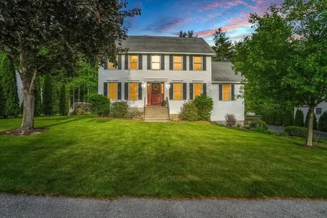 37 Level Street Merrimack NH 03054