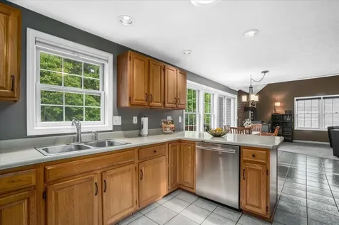 37 Level Street Merrimack NH 03054
