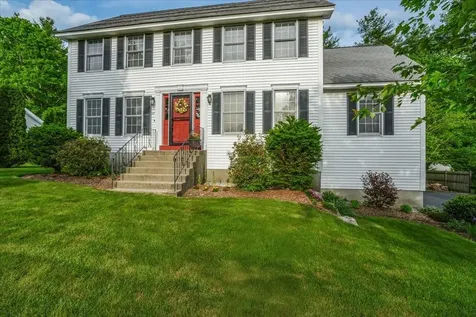 37 Level Street Merrimack NH 03054