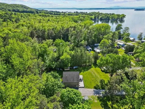 35 Campano Drive Georgia VT 05478