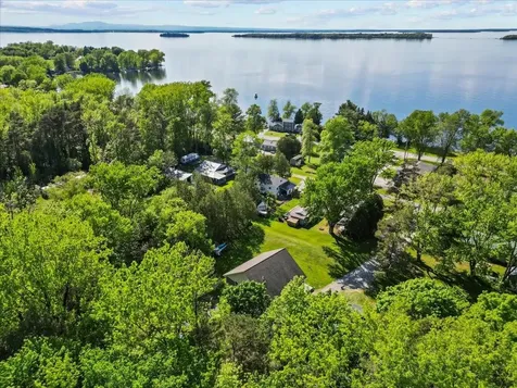 35 Campano Drive Georgia VT 05478