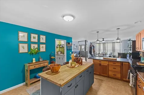 35 Campano Drive Georgia VT 05478