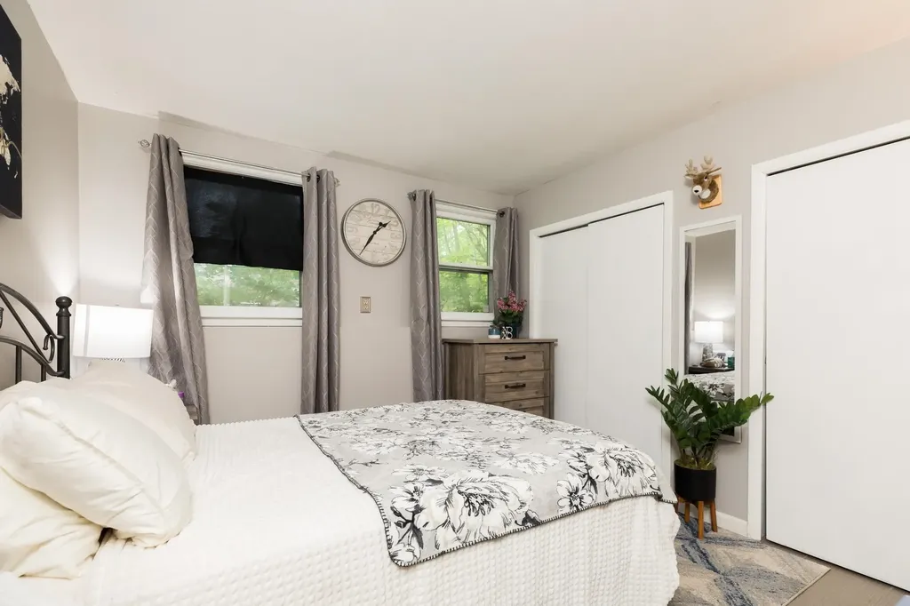 2 Birch Drive Hampton Falls NH 03844