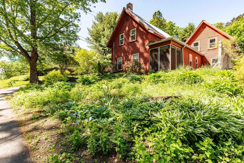 421 Locust Street Rollinsford NH 03869