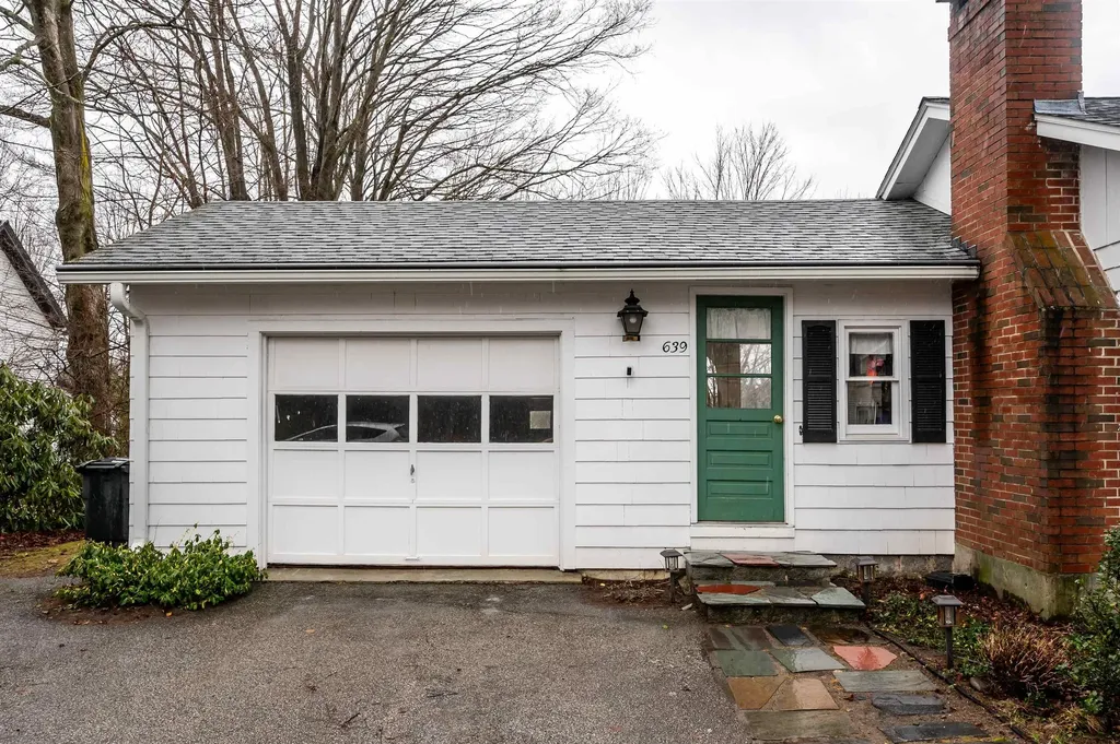 639 Silver Street Rollinsford NH 03869