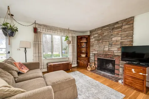 639 Silver Street Rollinsford NH 03869