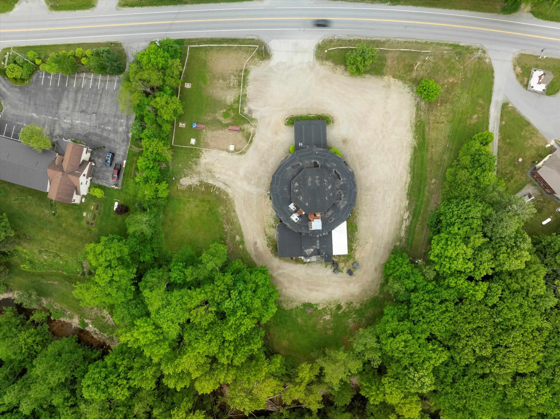 2282 Depot Street Manchester VT 05255