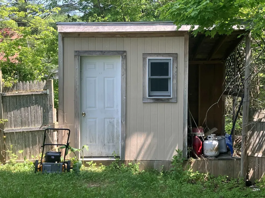 49 Winter Street Hardwick VT 05843