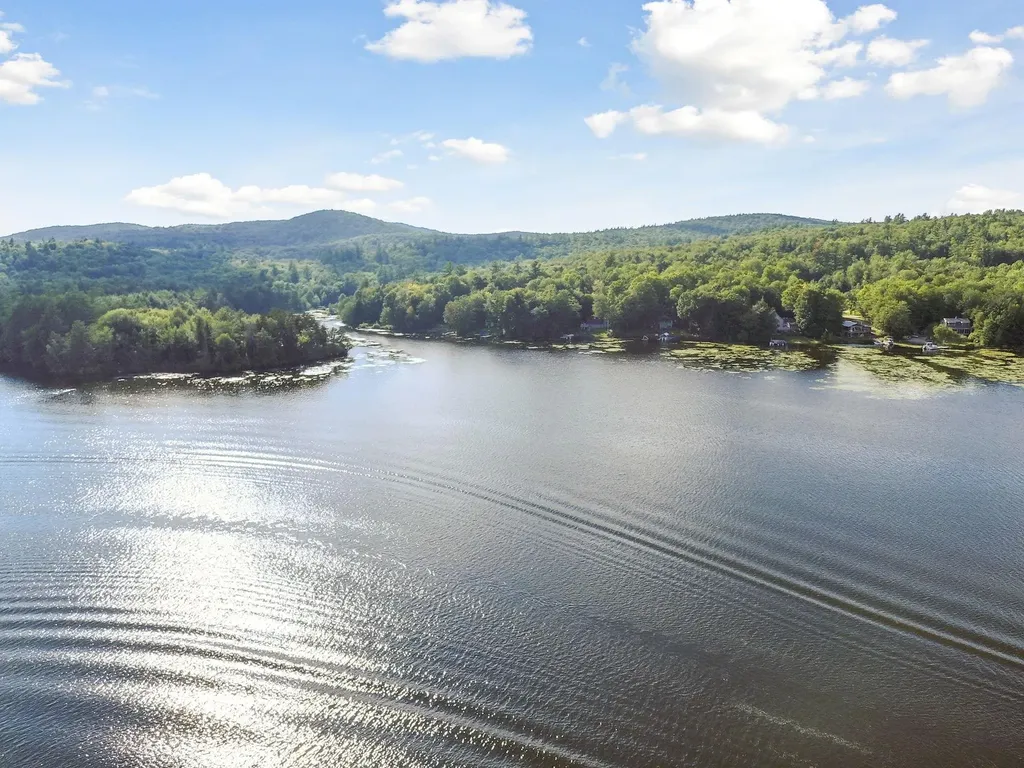 M111 L24&25 Tigola Trail Stoddard NH 03464