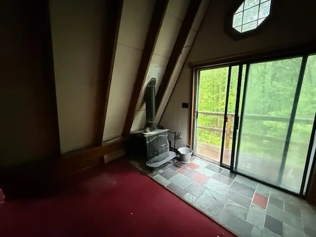 21 Sunday Mountain Deve Road Orford NH 03777