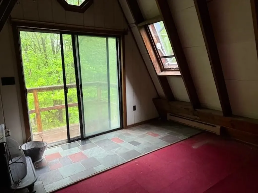 21 Sunday Mountain Deve Road Orford NH 03777