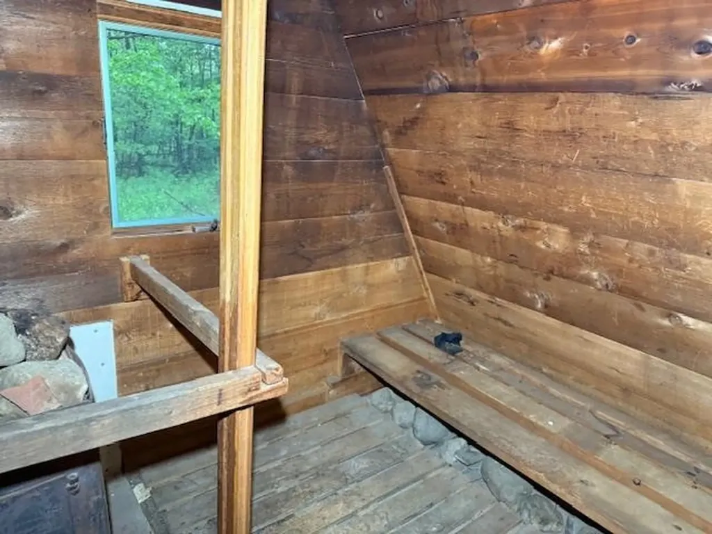 21 Sunday Mountain Deve Road Orford NH 03777