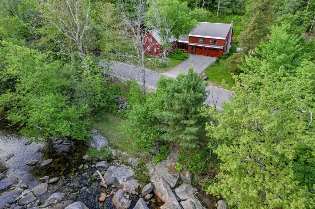 1678 Fowler River Road Alexandria NH 03222