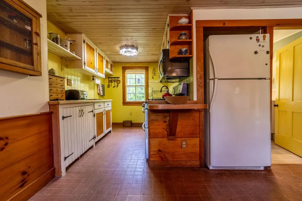 1678 Fowler River Road Alexandria NH 03222