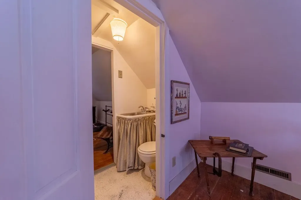 1678 Fowler River Road Alexandria NH 03222