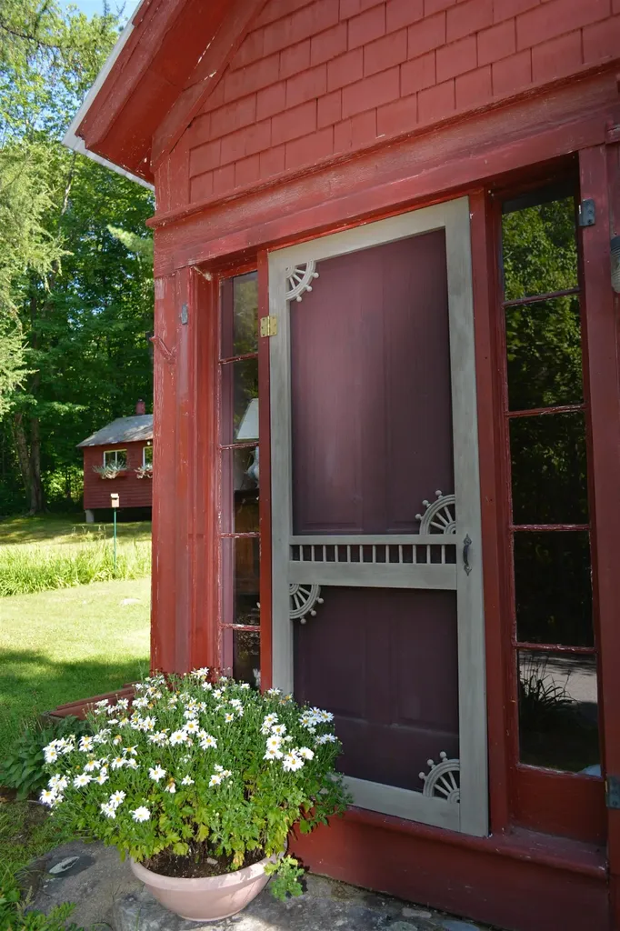 1678 Fowler River Road Alexandria NH 03222