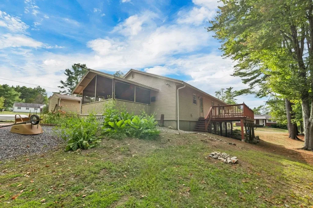 2 Birchwood Road Claremont NH 03743